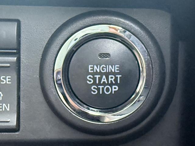 ルーミー カスタムＧ－Ｔ　両側電動スライドドア　アラウンドビューカメラ　地デジ　衝突軽減ブレーキ　クルーズコントロール　シートヒーター　ＥＴＣ２．０　ＬＥＤヘッドライト　アイドリングストップ　スマートキー　Ｂｌｕｔｏｏｔｈ接続（6枚目）