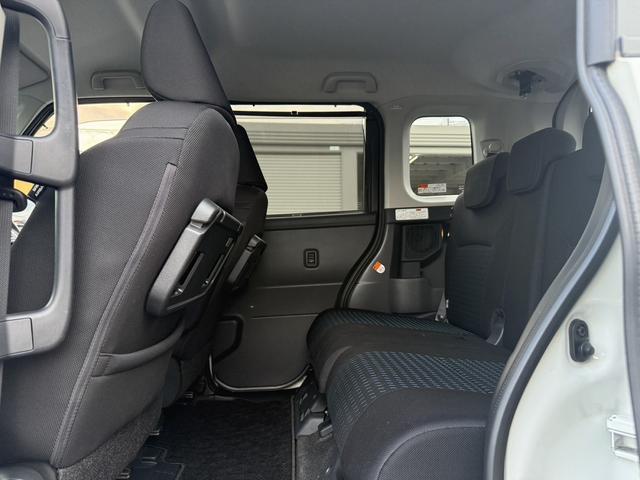 ルーミー カスタムＧ－Ｔ　両側電動スライドドア　アラウンドビューカメラ　地デジ　衝突軽減ブレーキ　クルーズコントロール　シートヒーター　ＥＴＣ２．０　ＬＥＤヘッドライト　アイドリングストップ　スマートキー　Ｂｌｕｔｏｏｔｈ接続（42枚目）