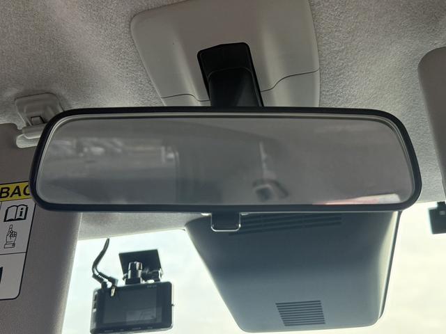 ルーミー カスタムＧ－Ｔ　両側電動スライドドア　アラウンドビューカメラ　地デジ　衝突軽減ブレーキ　クルーズコントロール　シートヒーター　ＥＴＣ２．０　ＬＥＤヘッドライト　アイドリングストップ　スマートキー　Ｂｌｕｔｏｏｔｈ接続（62枚目）