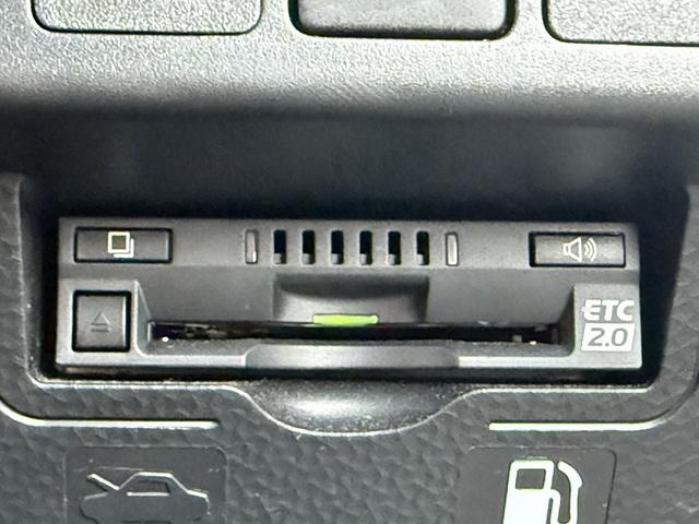 ルーミー カスタムＧ－Ｔ　両側電動スライドドア　アラウンドビューカメラ　地デジ　衝突軽減ブレーキ　クルーズコントロール　シートヒーター　ＥＴＣ２．０　ＬＥＤヘッドライト　アイドリングストップ　スマートキー　Ｂｌｕｔｏｏｔｈ接続（68枚目）