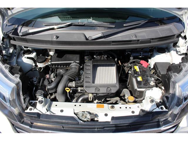 ルーミー カスタムＧ－Ｔ　モデリスタエアロ／アルパイン１０型後席モニター／アルパイン９型ナビ／アラウンドビューカメラ／地デジ／両側電動スライドドア／衝突軽減ブレーキ／レーダークルーズコントロール／ＬＥＤヘッドライト／ＥＴＣ（20枚目）