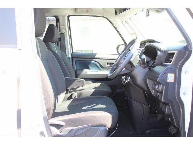 ルーミー カスタムＧ－Ｔ　モデリスタエアロ／アルパイン１０型後席モニター／アルパイン９型ナビ／アラウンドビューカメラ／地デジ／両側電動スライドドア／衝突軽減ブレーキ／レーダークルーズコントロール／ＬＥＤヘッドライト／ＥＴＣ（43枚目）