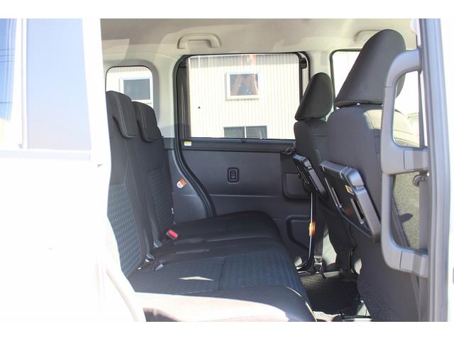 ルーミー カスタムＧ－Ｔ　モデリスタエアロ／アルパイン１０型後席モニター／アルパイン９型ナビ／アラウンドビューカメラ／地デジ／両側電動スライドドア／衝突軽減ブレーキ／レーダークルーズコントロール／ＬＥＤヘッドライト／ＥＴＣ（44枚目）