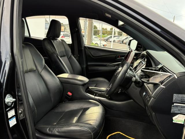 ハリアー プレミアム 4WD/社外ナビ/地デジ/クルーズコントロール/LEDヘッドライト/レザーシート/パワーシート/シートヒーター/ブルートゥースオーディオ/スマートキー/プッシュスタート/(17枚目)