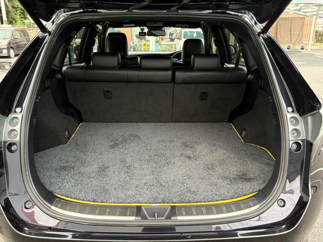 ハリアー プレミアム 4WD/社外ナビ/地デジ/クルーズコントロール/LEDヘッドライト/レザーシート/パワーシート/シートヒーター/ブルートゥースオーディオ/スマートキー/プッシュスタート/(19枚目)