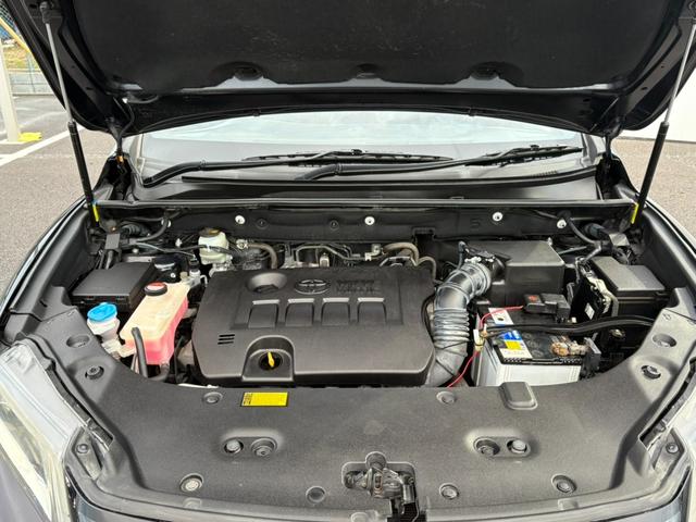 ハリアー プレミアム 4WD/社外ナビ/地デジ/クルーズコントロール/LEDヘッドライト/レザーシート/パワーシート/シートヒーター/ブルートゥースオーディオ/スマートキー/プッシュスタート/(20枚目)