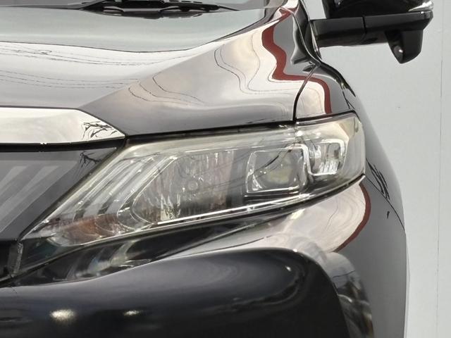 ハリアー プレミアム 4WD/社外ナビ/地デジ/クルーズコントロール/LEDヘッドライト/レザーシート/パワーシート/シートヒーター/ブルートゥースオーディオ/スマートキー/プッシュスタート/(26枚目)