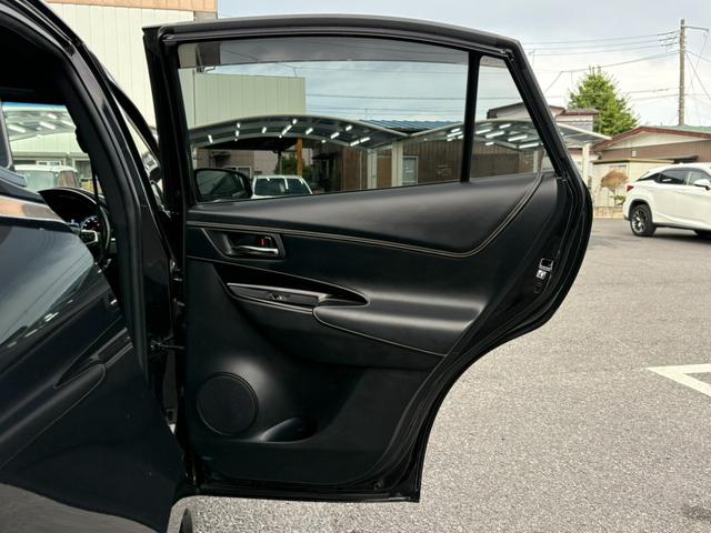 ハリアー プレミアム 4WD/社外ナビ/地デジ/クルーズコントロール/LEDヘッドライト/レザーシート/パワーシート/シートヒーター/ブルートゥースオーディオ/スマートキー/プッシュスタート/(35枚目)