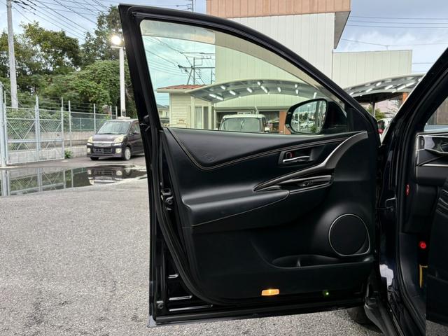 ハリアー プレミアム 4WD/社外ナビ/地デジ/クルーズコントロール/LEDヘッドライト/レザーシート/パワーシート/シートヒーター/ブルートゥースオーディオ/スマートキー/プッシュスタート/(39枚目)