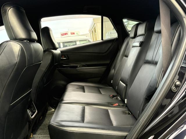 ハリアー プレミアム 4WD/社外ナビ/地デジ/クルーズコントロール/LEDヘッドライト/レザーシート/パワーシート/シートヒーター/ブルートゥースオーディオ/スマートキー/プッシュスタート/(42枚目)