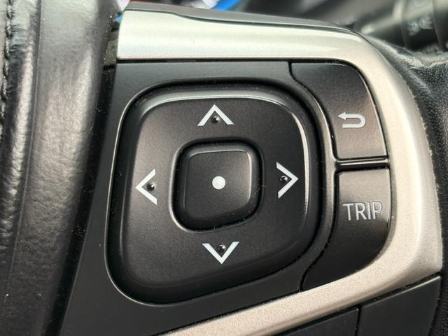 ハリアー プレミアム 4WD/社外ナビ/地デジ/クルーズコントロール/LEDヘッドライト/レザーシート/パワーシート/シートヒーター/ブルートゥースオーディオ/スマートキー/プッシュスタート/(46枚目)