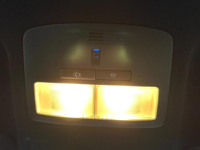 ハリアー プレミアム 4WD/社外ナビ/地デジ/クルーズコントロール/LEDヘッドライト/レザーシート/パワーシート/シートヒーター/ブルートゥースオーディオ/スマートキー/プッシュスタート/(56枚目)