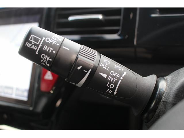 ステップワゴンスパーダ ｅ：ＨＥＶスパーダ　Ｇ・ＥＸ　ホンダセンシング　純正ナビ　後席フリップダウンモニター　フルセグ　バックカメラ　両側電動スライドドア　アダプティブクルーズコントロール　衝突被害軽減ブレーキ　運転支援システム　ＥＴＣ２．０（53枚目）