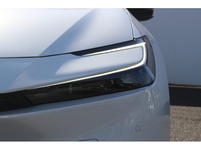 プリウス Ｇ　純正ナビ　フルセグ　バックカメラ　ブラインドスポットモニター　衝突軽減ブレーキ　アダプティブクルーズコントロール　純正１９インチアルミホイール　ＡＣ１００Ｖ電源　ビルドインＥＴＣ２．０　ＬＥＤライト（12枚目）