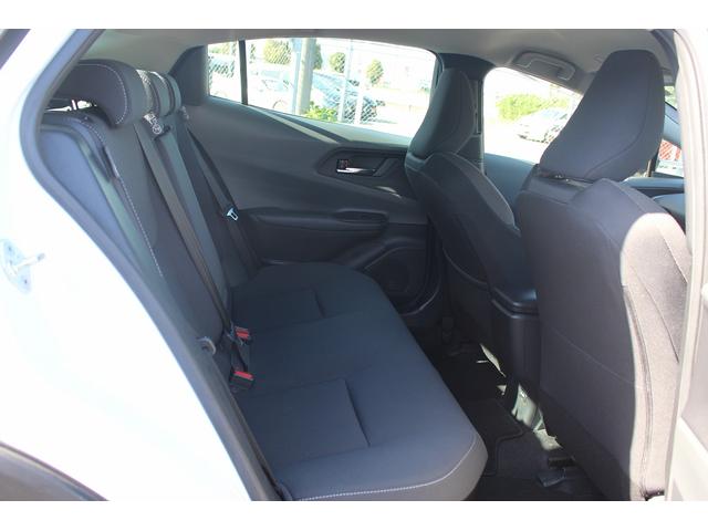 プリウス Ｇ　純正ナビ　フルセグ　バックカメラ　ブラインドスポットモニター　衝突軽減ブレーキ　アダプティブクルーズコントロール　純正１９インチアルミホイール　ＡＣ１００Ｖ電源　ビルドインＥＴＣ２．０　ＬＥＤライト（33枚目）