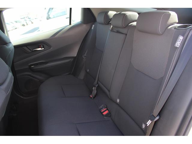 プリウス Ｇ　純正ナビ　フルセグ　バックカメラ　ブラインドスポットモニター　衝突軽減ブレーキ　アダプティブクルーズコントロール　純正１９インチアルミホイール　ＡＣ１００Ｖ電源　ビルドインＥＴＣ２．０　ＬＥＤライト（36枚目）