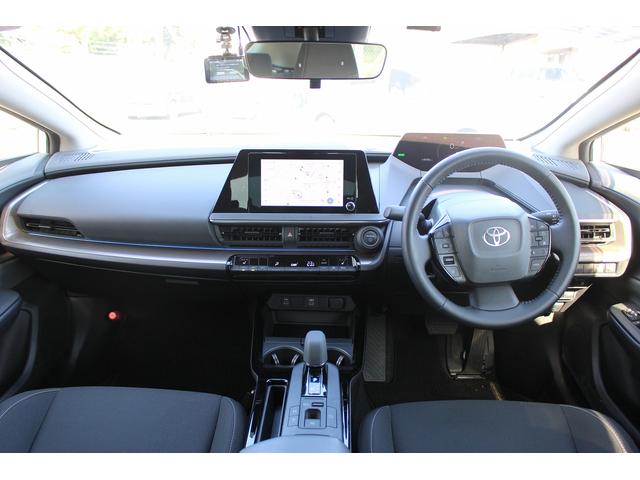 プリウス Ｇ　純正ナビ　フルセグ　バックカメラ　ブラインドスポットモニター　衝突軽減ブレーキ　アダプティブクルーズコントロール　純正１９インチアルミホイール　ＡＣ１００Ｖ電源　ビルドインＥＴＣ２．０　ＬＥＤライト（39枚目）