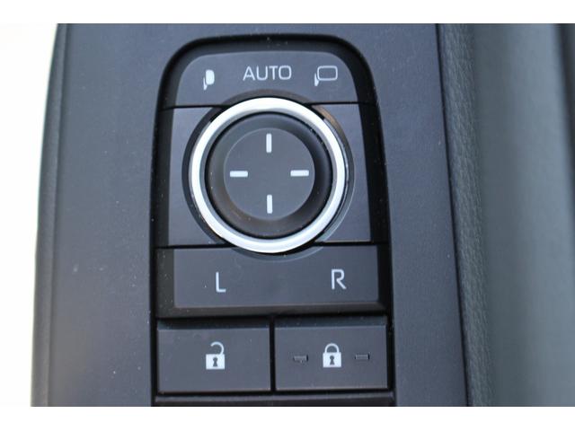 プリウス Ｇ　純正ナビ　フルセグ　バックカメラ　ブラインドスポットモニター　衝突軽減ブレーキ　アダプティブクルーズコントロール　純正１９インチアルミホイール　ＡＣ１００Ｖ電源　ビルドインＥＴＣ２．０　ＬＥＤライト（51枚目）