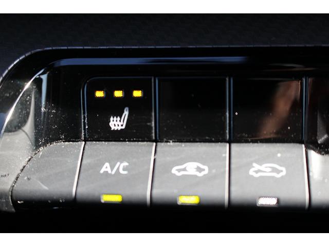 プリウス Ｇ　純正ナビ　フルセグ　バックカメラ　ブラインドスポットモニター　衝突軽減ブレーキ　アダプティブクルーズコントロール　純正１９インチアルミホイール　ＡＣ１００Ｖ電源　ビルドインＥＴＣ２．０　ＬＥＤライト（56枚目）