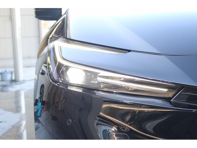 プリウス Ｚ　パノラマルーフ　純正ディスプレイ　フルセグ　バックカメラ　ブラインドスポットモニター　衝突軽減ブレーキ　シートエアコン　シートヒーター　ステアリングヒーター　アダプティブクルーズコントロール　ＬＥＤ（13枚目）