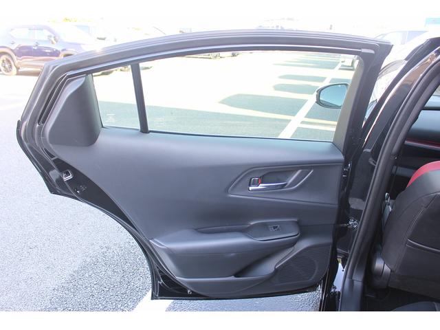 プリウス Ｚ　パノラマルーフ　純正ディスプレイ　フルセグ　バックカメラ　ブラインドスポットモニター　衝突軽減ブレーキ　シートエアコン　シートヒーター　ステアリングヒーター　アダプティブクルーズコントロール　ＬＥＤ（27枚目）