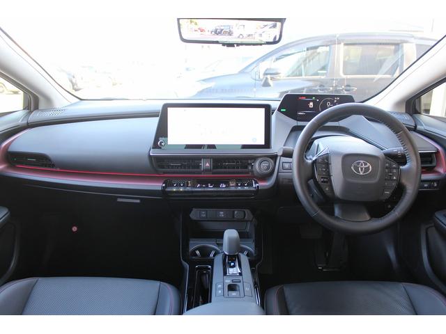 プリウス Ｚ　パノラマルーフ　純正ディスプレイ　フルセグ　バックカメラ　ブラインドスポットモニター　衝突軽減ブレーキ　シートエアコン　シートヒーター　ステアリングヒーター　アダプティブクルーズコントロール　ＬＥＤ（37枚目）