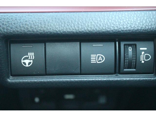 プリウス Ｚ　パノラマルーフ　純正ディスプレイ　フルセグ　バックカメラ　ブラインドスポットモニター　衝突軽減ブレーキ　シートエアコン　シートヒーター　ステアリングヒーター　アダプティブクルーズコントロール　ＬＥＤ（46枚目）