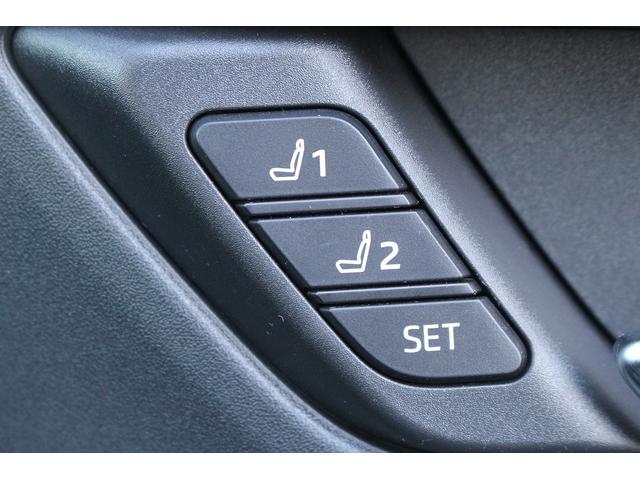 プリウス Ｚ　パノラマルーフ　純正ディスプレイ　フルセグ　バックカメラ　ブラインドスポットモニター　衝突軽減ブレーキ　シートエアコン　シートヒーター　ステアリングヒーター　アダプティブクルーズコントロール　ＬＥＤ（49枚目）