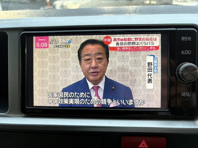 ハイエースワゴン ＧＬ　１オーナー／純正ナビ／地デジ／バックカメラ／衝突軽減ブレーキ／ＥＴＣ／スマートキー／プッシュスタート／（4枚目）