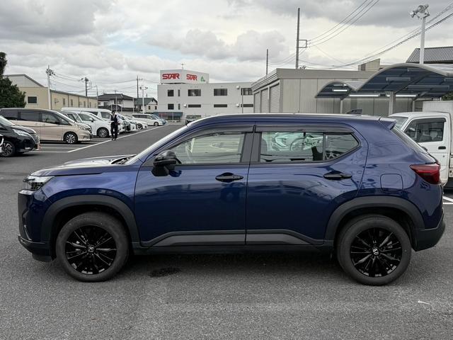 ＷＲ－Ｖ Ｚ　ブラックスタイル　Ｒ７登録／純正９型ナビ／地デジ／Ｂカメラ／衝突軽減／レーダークルーズコントロール／ＥＴＣ／ＬＥＤ／シートヒーター／ステアリングヒーター／スマートキー／プッシュスタート／（11枚目）