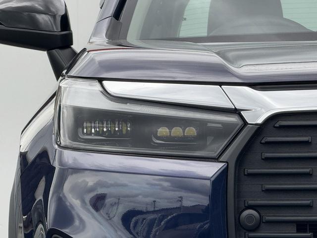 ＷＲ－Ｖ Ｚ　ブラックスタイル　Ｒ７登録／純正９型ナビ／地デジ／Ｂカメラ／衝突軽減／レーダークルーズコントロール／ＥＴＣ／ＬＥＤ／シートヒーター／ステアリングヒーター／スマートキー／プッシュスタート／（12枚目）