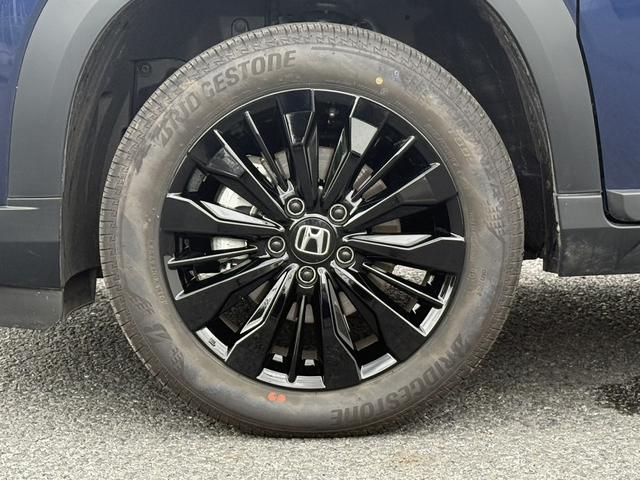ＷＲ－Ｖ Ｚ　ブラックスタイル　Ｒ７登録／純正９型ナビ／地デジ／Ｂカメラ／衝突軽減／レーダークルーズコントロール／ＥＴＣ／ＬＥＤ／シートヒーター／ステアリングヒーター／スマートキー／プッシュスタート／（29枚目）