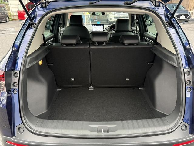 ＷＲ－Ｖ Ｚ　ブラックスタイル　Ｒ７登録／純正９型ナビ／地デジ／Ｂカメラ／衝突軽減／レーダークルーズコントロール／ＥＴＣ／ＬＥＤ／シートヒーター／ステアリングヒーター／スマートキー／プッシュスタート／（37枚目）