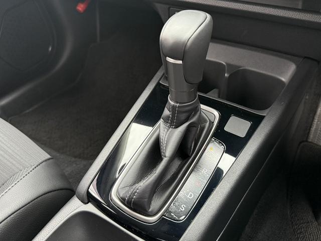 ＷＲ－Ｖ Ｚ　ブラックスタイル　Ｒ７登録／純正９型ナビ／地デジ／Ｂカメラ／衝突軽減／レーダークルーズコントロール／ＥＴＣ／ＬＥＤ／シートヒーター／ステアリングヒーター／スマートキー／プッシュスタート／（58枚目）