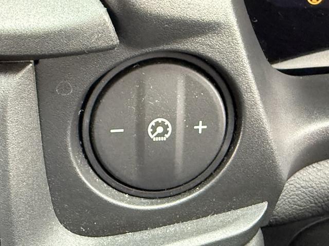 ＷＲ－Ｖ Ｚ　ブラックスタイル　Ｒ７登録／純正９型ナビ／地デジ／Ｂカメラ／衝突軽減／レーダークルーズコントロール／ＥＴＣ／ＬＥＤ／シートヒーター／ステアリングヒーター／スマートキー／プッシュスタート／（59枚目）