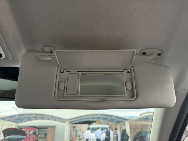 ＷＲ－Ｖ Ｚ　ブラックスタイル　Ｒ７登録／純正９型ナビ／地デジ／Ｂカメラ／衝突軽減／レーダークルーズコントロール／ＥＴＣ／ＬＥＤ／シートヒーター／ステアリングヒーター／スマートキー／プッシュスタート／（62枚目）