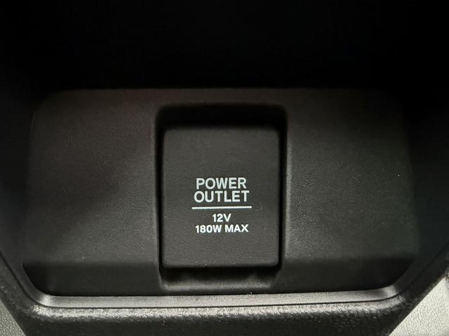 ＷＲ－Ｖ Ｚ　ブラックスタイル　Ｒ７登録／純正９型ナビ／地デジ／Ｂカメラ／衝突軽減／レーダークルーズコントロール／ＥＴＣ／ＬＥＤ／シートヒーター／ステアリングヒーター／スマートキー／プッシュスタート／（71枚目）