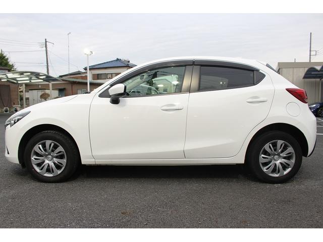 デミオ １５Ｓ　純正ナビ　バックカメラ　衝突被害軽減ブレーキ　障害物センサー　プッシュスタート　スマートキー　ＭＴモード付ＡＴ　禁煙車　電動格納ミラー　オートエアコン　ＬＥＤヘッドライト（11枚目）