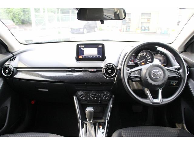 デミオ １５Ｓ　純正ナビ　バックカメラ　衝突被害軽減ブレーキ　障害物センサー　プッシュスタート　スマートキー　ＭＴモード付ＡＴ　禁煙車　電動格納ミラー　オートエアコン　ＬＥＤヘッドライト（17枚目）