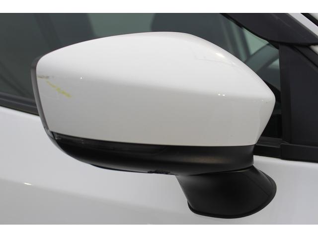 デミオ １５Ｓ　純正ナビ　バックカメラ　衝突被害軽減ブレーキ　障害物センサー　プッシュスタート　スマートキー　ＭＴモード付ＡＴ　禁煙車　電動格納ミラー　オートエアコン　ＬＥＤヘッドライト（29枚目）