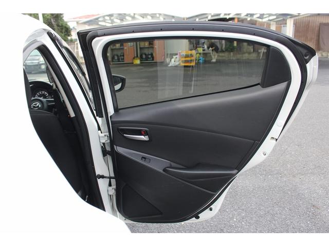 デミオ １５Ｓ　純正ナビ　バックカメラ　衝突被害軽減ブレーキ　障害物センサー　プッシュスタート　スマートキー　ＭＴモード付ＡＴ　禁煙車　電動格納ミラー　オートエアコン　ＬＥＤヘッドライト（31枚目）