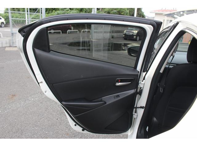 デミオ １５Ｓ　純正ナビ　バックカメラ　衝突被害軽減ブレーキ　障害物センサー　プッシュスタート　スマートキー　ＭＴモード付ＡＴ　禁煙車　電動格納ミラー　オートエアコン　ＬＥＤヘッドライト（35枚目）