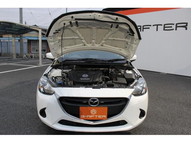 デミオ １５Ｓ　純正ナビ　バックカメラ　衝突被害軽減ブレーキ　障害物センサー　プッシュスタート　スマートキー　ＭＴモード付ＡＴ　禁煙車　電動格納ミラー　オートエアコン　ＬＥＤヘッドライト（68枚目）