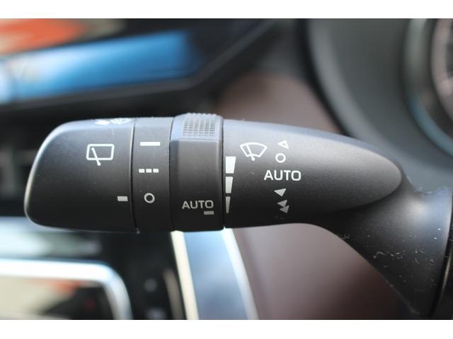 ハリアー Ｚ　レザーパッケージ　純正１２．３型ＬＢＬサウンドディスプレイ／地デジフルセグ／３６０度カメラ／パワーシート／パワーバックドア／ヘッドアップディスプレイ／レザーシート／シートヒーター／ステアリングヒーター／（62枚目）