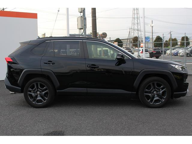 ＲＡＶ４ アドベンチャー　純正ディスプレイ／地デジ／Ｂカメラ／シートベンチレーション／衝突軽減／レーダークルーズ／ＬＥＤ／ＥＴＣ（5枚目）