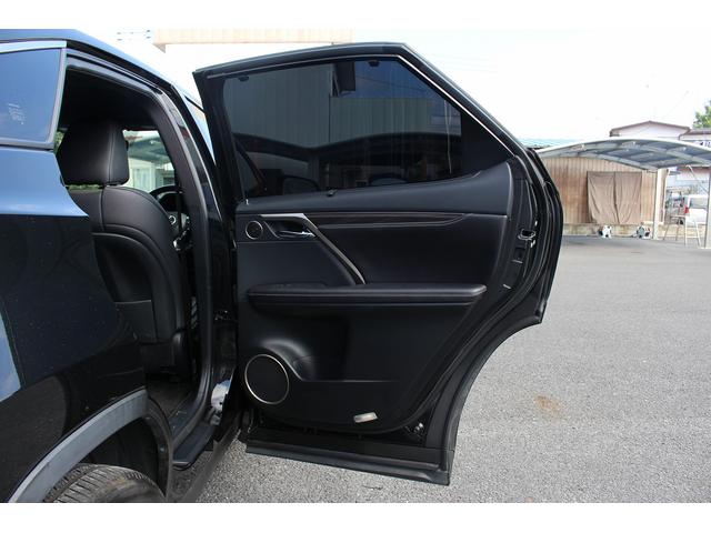 ＲＸ ＲＸ２００ｔ　Ｆスポーツ　純正ナビ／地デジ／バックカメラ／衝突軽減ブレーキ／ＬＥＤヘッドライト／レーダークルーズコントロール／Ｐバックドア／革シート／シートヒーター／純正アルミホイール／（29枚目）