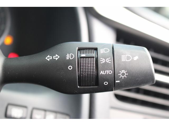 ＲＸ ＲＸ２００ｔ　Ｆスポーツ　純正ナビ／地デジ／バックカメラ／衝突軽減ブレーキ／ＬＥＤヘッドライト／レーダークルーズコントロール／Ｐバックドア／革シート／シートヒーター／純正アルミホイール／（49枚目）