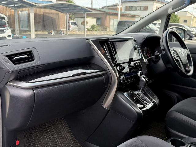 アルファード ２．５Ｓ　レンタＵＰ／サンルーフ／純正ナビ／地デジ／バックカメラ／衝突軽減ブレーキ／レーダークルーズコントロール／ＬＥＤ／ＥＴＣ／ブレーキホールド／両側電動スライドドア／車線逸脱防止（37枚目）