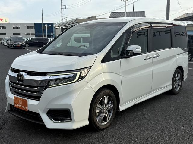 ステップワゴンスパーダ スパーダハイブリッド　Ｇ・ＥＸ　ホンダセンシング　ワンオーナー／１０型純正ナビ／地デジ／バックカメラ／後席モニター／両側電動／衝突軽減／ＥＴＣ２．０／レーダークルーズ／プッシュスタート／スマートキー／ＬＥＤ／（10枚目）