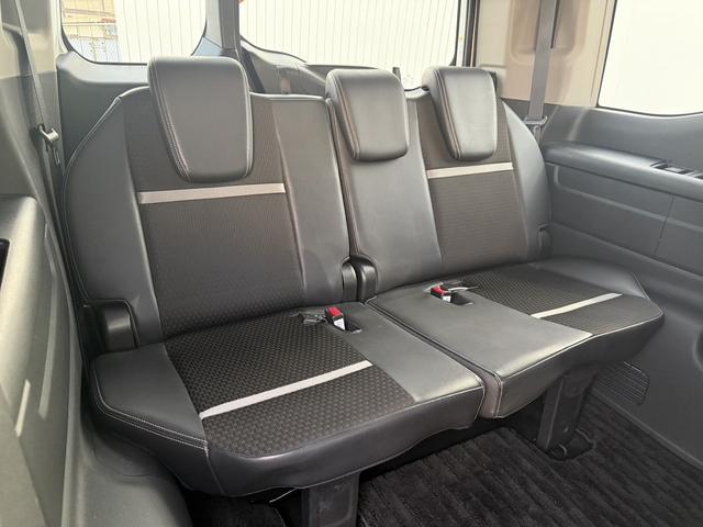 ステップワゴンスパーダ スパーダハイブリッド　Ｇ・ＥＸ　ホンダセンシング　ワンオーナー／１０型純正ナビ／地デジ／バックカメラ／後席モニター／両側電動／衝突軽減／ＥＴＣ２．０／レーダークルーズ／プッシュスタート／スマートキー／ＬＥＤ／（34枚目）